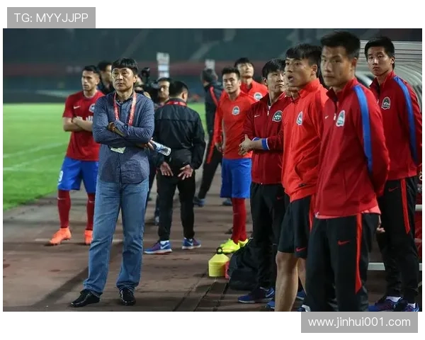 中国男足迎关键战役主帅调整阵容力争世预赛突破新星崛起球迷期待